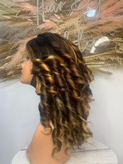 Gold Closure Highlight Single Donor Hair